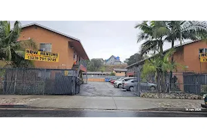 $1400 : RENTO APTO.  SENCILLO image 5