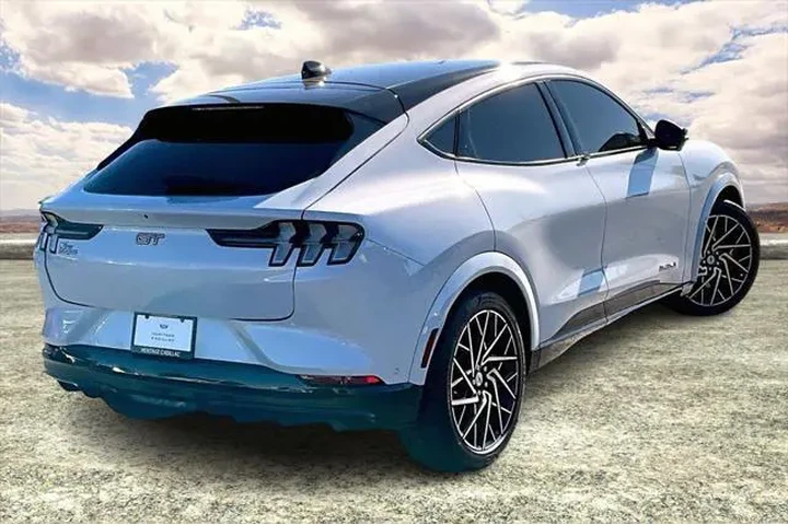 $33991 : Ford Mustang Mach-E 2023 AWD image 5