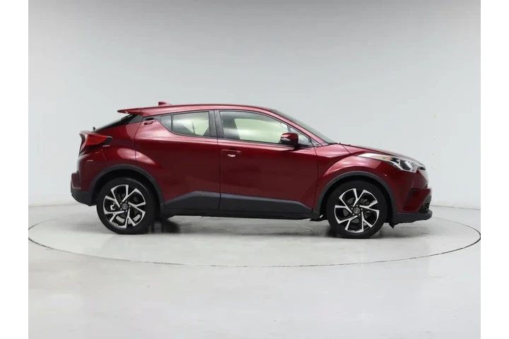 $21998 : Toyota C-HR 2019 XLE 4dr Cro image 7
