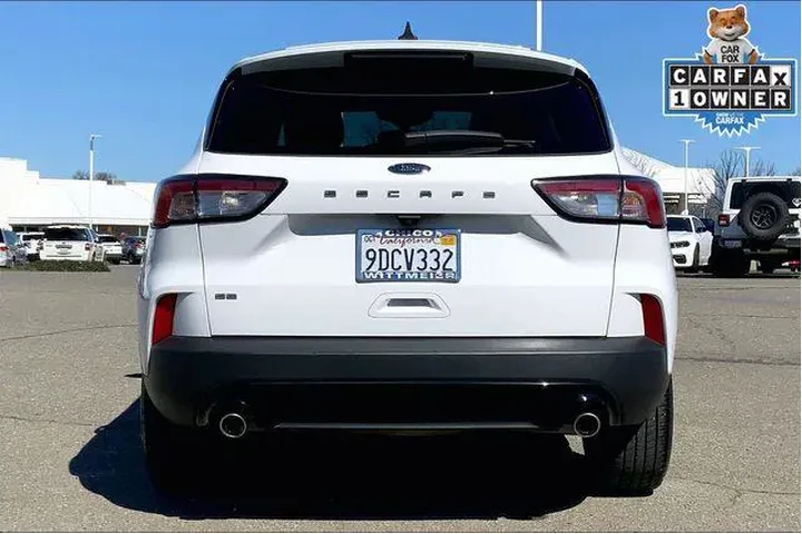 $20985 : Ford Escape 2022 SE 4dr SUV image 4