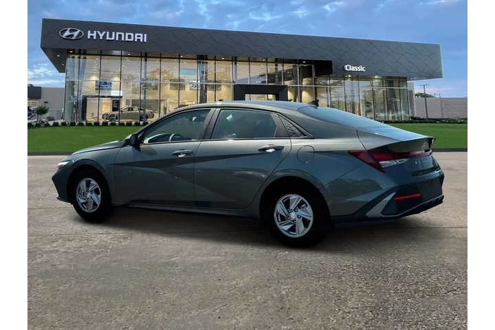$20000 : Hyundai ELANTRA 2025 SE 4dr image 4