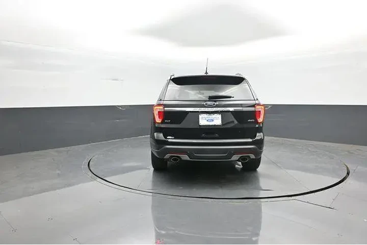 $16514 : Ford Explorer 2018 AWD XLT 4 image 6