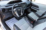 $6000 : 2012 Toyota Prius C III thumbnail
