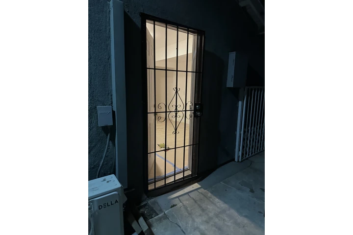 $1200 : Cuarto de Renta Sán Fernando image 3
