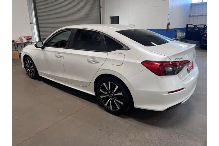 $22654 : Honda Civic 2022 EX 4dr Seda image 5