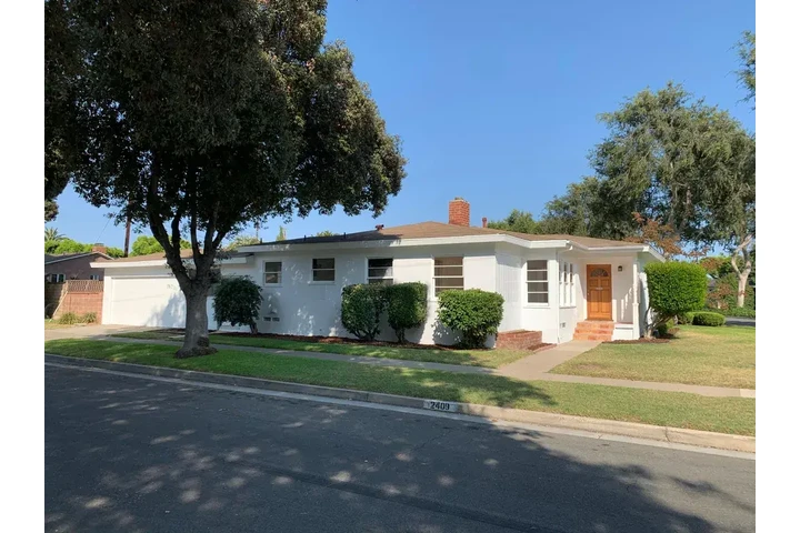 $1500 : Santa Ana - Home Available image 1