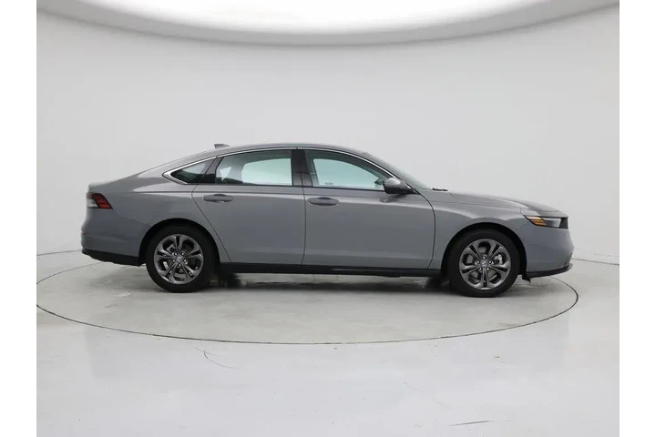 $32998 : Honda Accord Hybrid 2024 EX- image 7