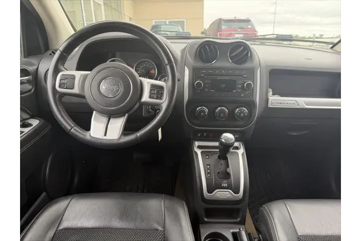 $11444 : Jeep Compass 2017 4x4 Latitu image 5