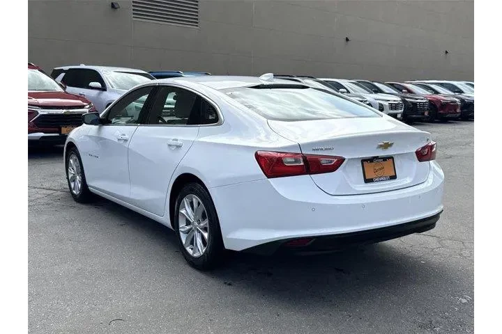 $19500 : Chevrolet Malibu 2025 LT 4dr image 5