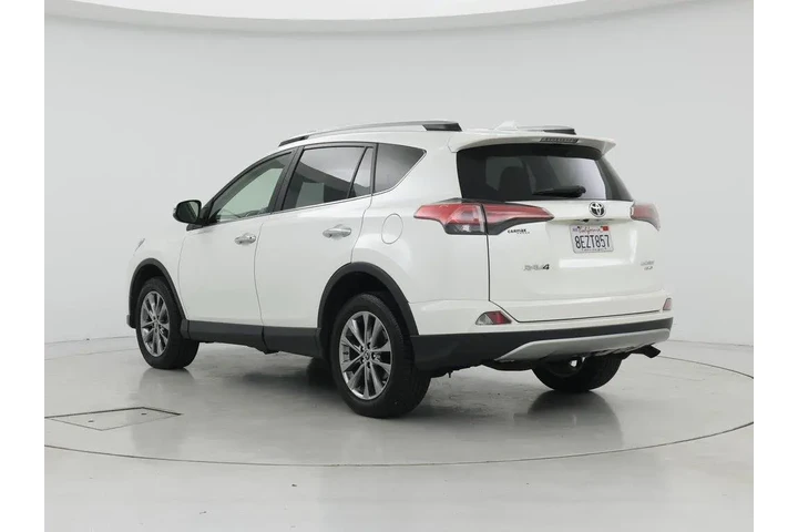 $22998 : Toyota RAV4 2018 AWD Limited image 2