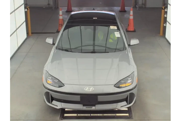 $25993 : Hyundai IONIQ 6 2023 AWD Lim image 2