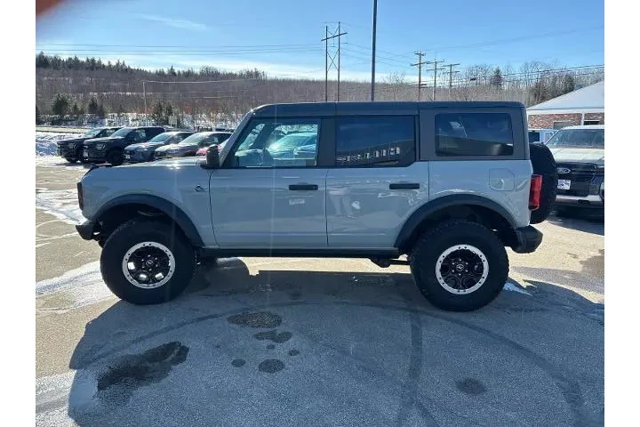 $38995 : Ford Bronco 2022 4x4 Base Ad image 5
