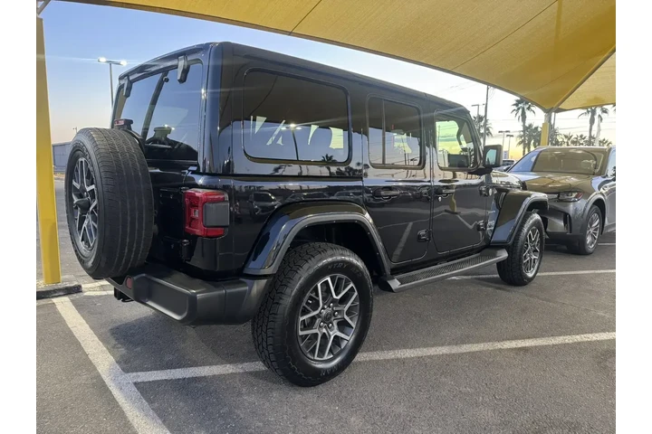 $38999 : Jeep Wrangler 2024 4x4 Sahar image 5