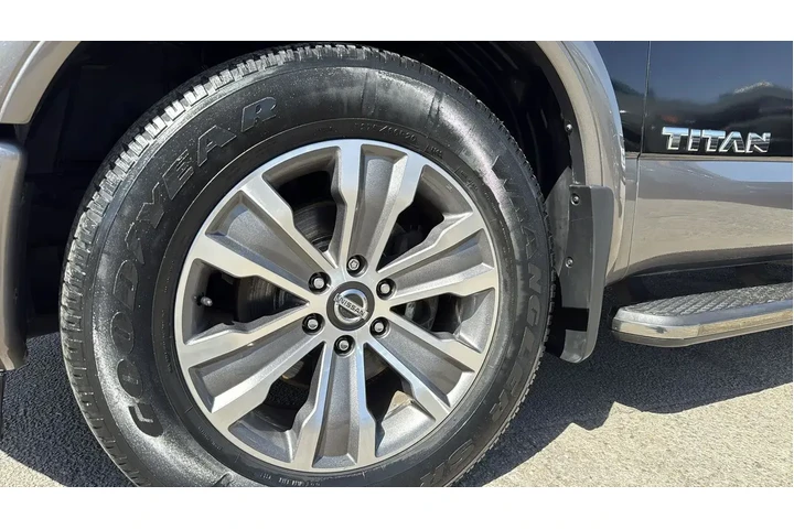 $23950 : Nissan Titan 2017 4x2 S 4dr image 7