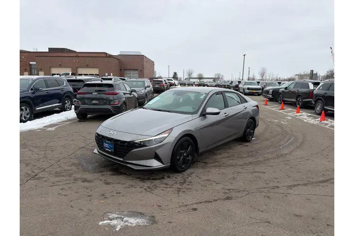 $19000 : Hyundai ELANTRA 2023 SEL 4dr image 4