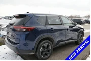 $21500 : Nissan Rogue 2024 AWD SV 4dr thumbnail