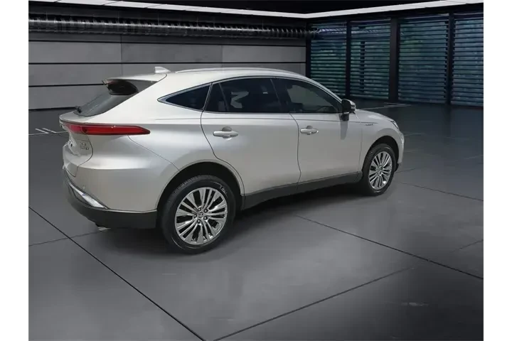 $27388 : Toyota Venza 2021 AWD XLE 4d image 8