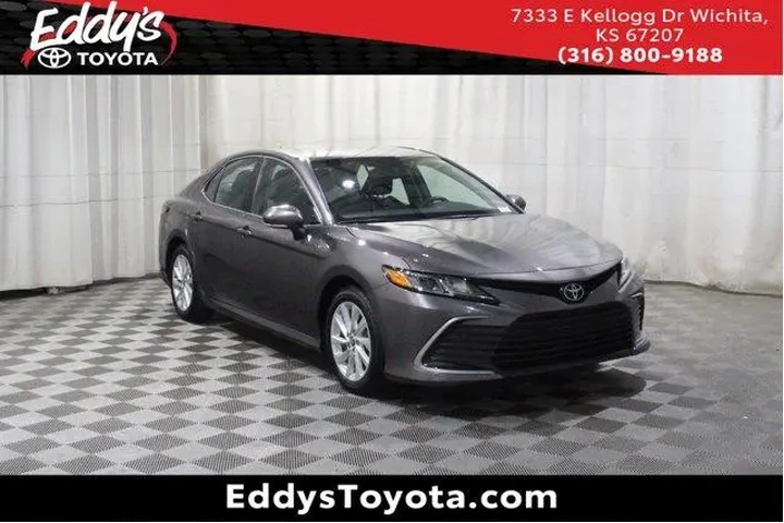 $27998 : Toyota Camry 2024 LE 4dr Sed image 1