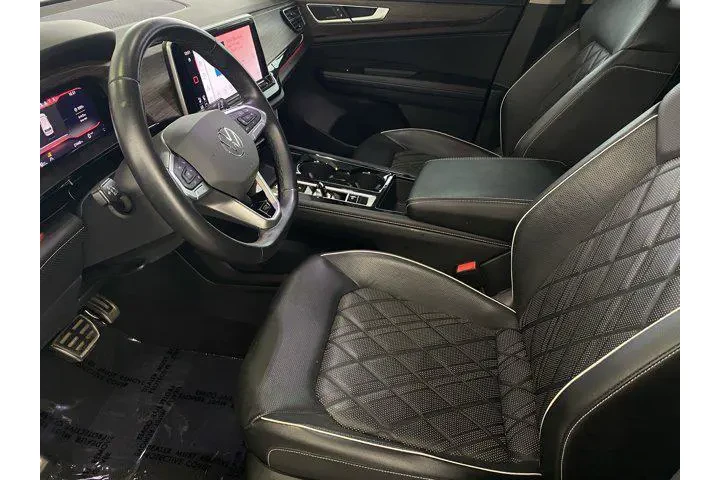 $39881 : Volkswagen Atlas 2024 AWD SE image 9