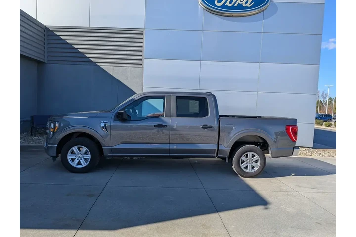 $34897 : Ford F-150 2023 4x2 XL 4dr S image 7