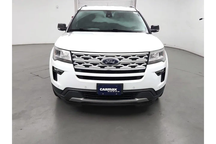 $22998 : Ford Explorer 2019 AWD XLT 4 image 2
