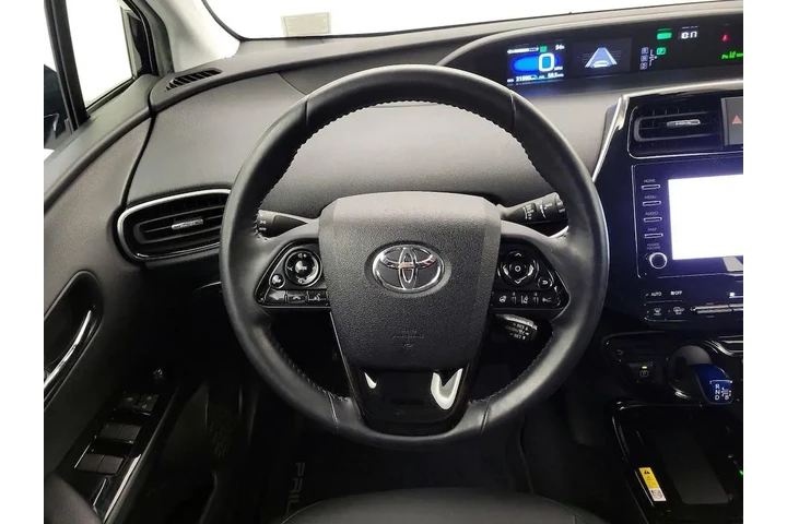$26998 : Toyota Prius 2020 XLE 4dr Ha image 10