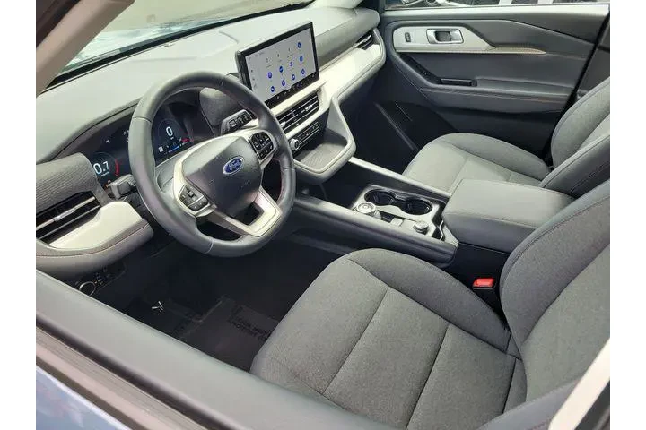 $39175 : Ford Explorer 2026 Active 4d image 3