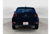 $16489 : Hyundai VENUE 2024 SE 4dr Cr thumbnail