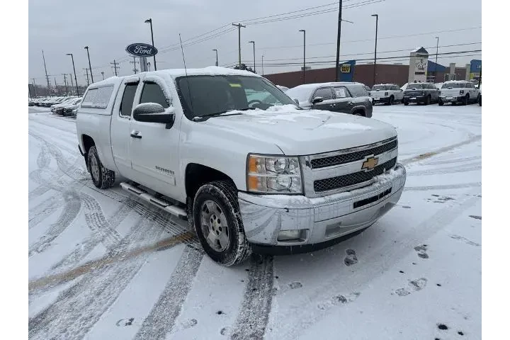 $11208 : Chevrolet Silverado 1500 201 image 3