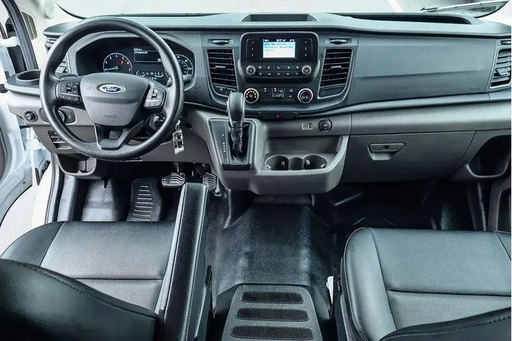 $40000 : Ford Transit 2023 AWD 250 3d image 6