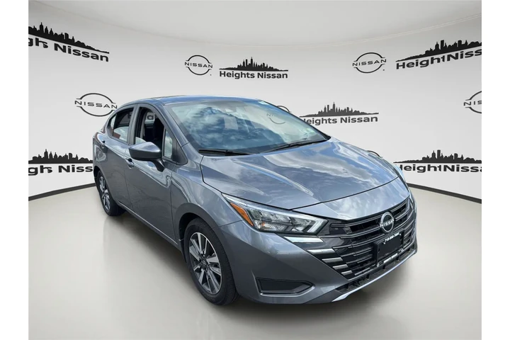 $18990 : Nissan Versa 2025 SV 4dr Sed image 9