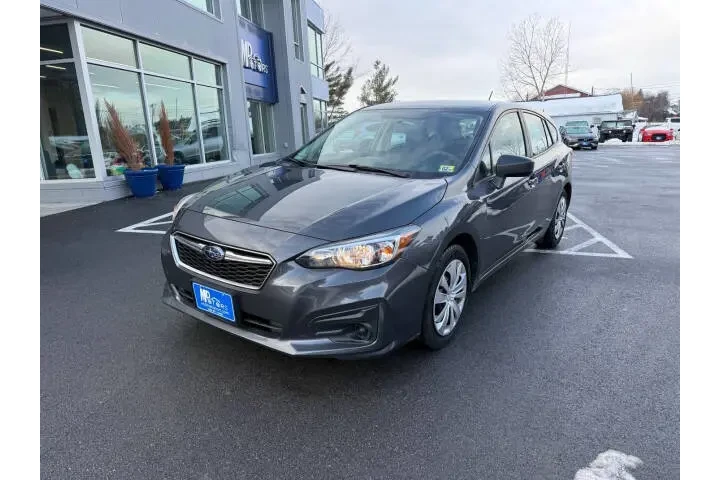 $14999 : 2019 Impreza 2.0i image 2
