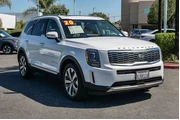 $24500 : Kia Telluride 2020 S 4dr SUV thumbnail