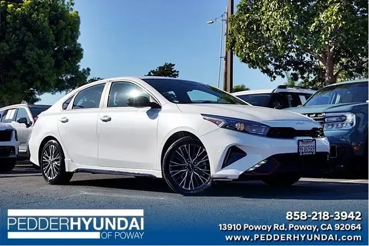 $22900 : Kia Forte 2023 GT-Line 4dr S image 1