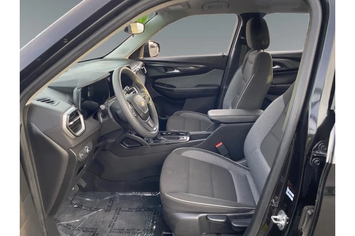 $22500 : Chevrolet Trailblazer 2024 L image 9