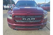 $31200 : Ram 1500 2022 4x4 Laramie 4d thumbnail