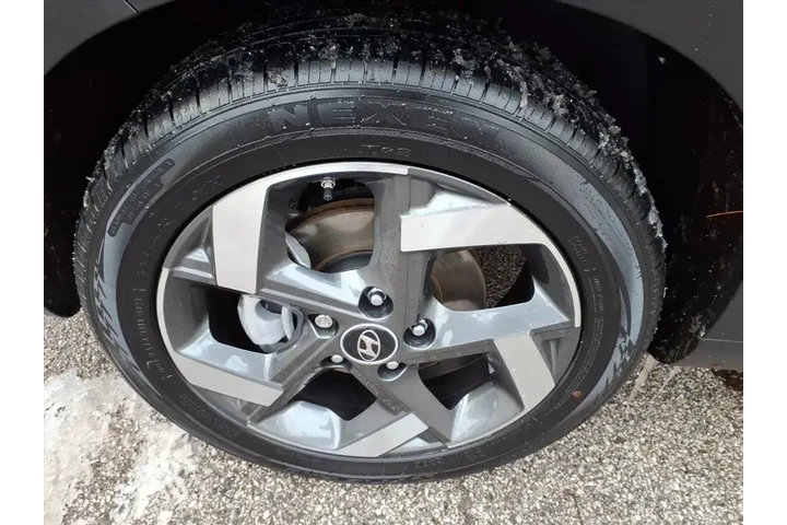 $22480 : Hyundai VENUE 2023 SEL 4dr C image 7