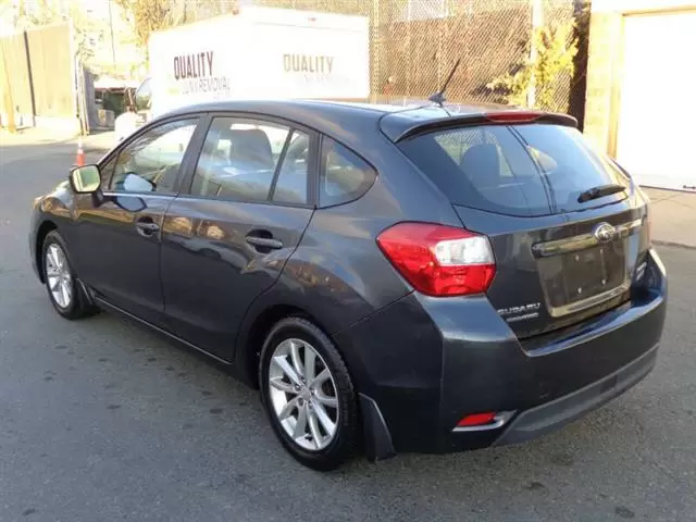 $11450 : 2013 Impreza 2.0i Premium image 5