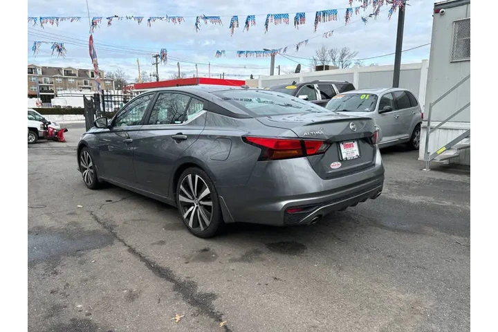 $14750 : 2020 Altima 2.5 SR image 5