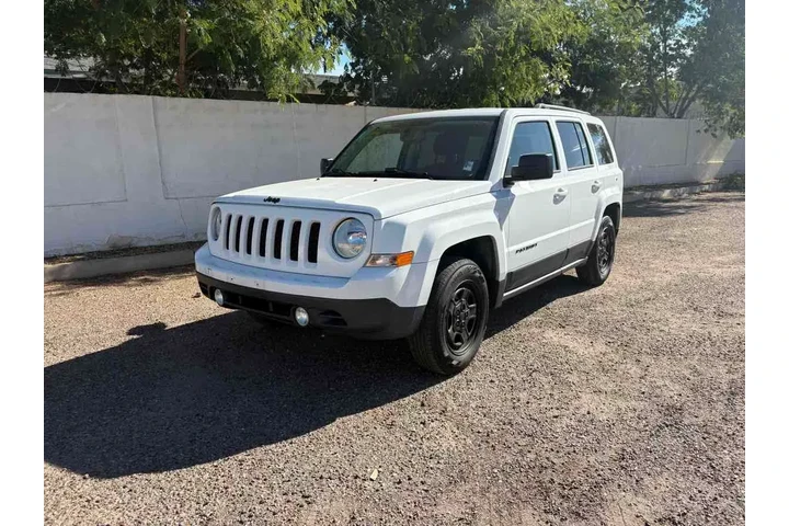 $5978 : 2017 Patriot Sport image 2