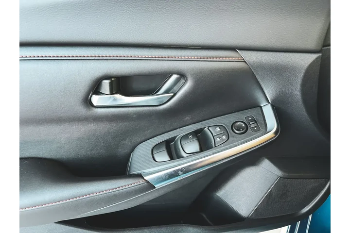 $23997 : Nissan Sentra 2025 SR 4dr Se image 9