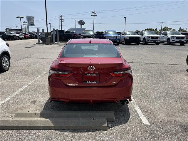 $23999 : 2021 Camry SE Sedan I-4 cyl image 5