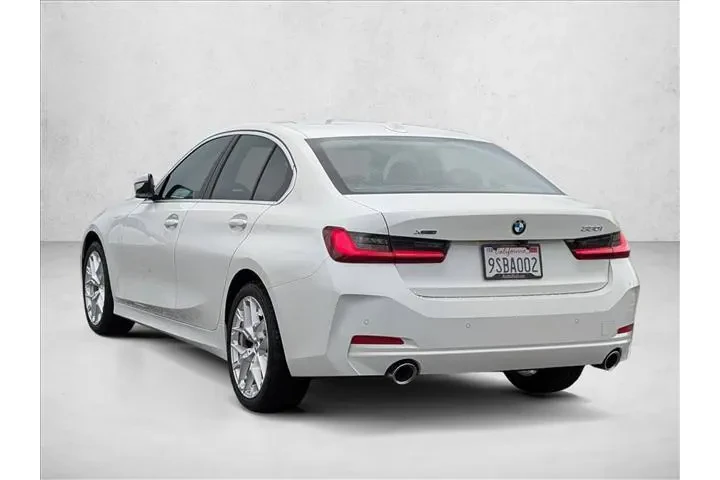 $38777 : BMW 3 Series 2025 AWD 330i x image 8