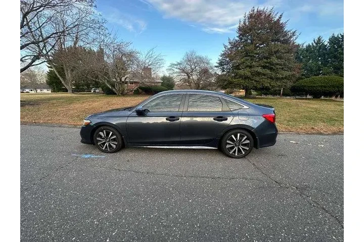 $15999 : Honda Civic 2023 EX 4dr Seda image 4