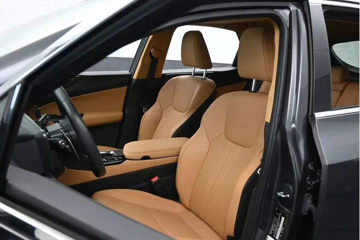 $33991 : Lexus NX 250 2024 4dr Crosso image 10