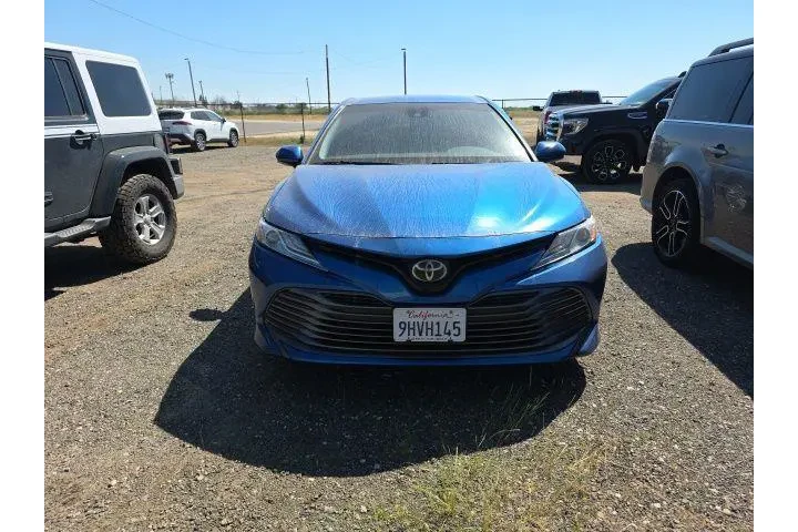 $17900 : Toyota Camry 2019 SE 4dr Sed image 2