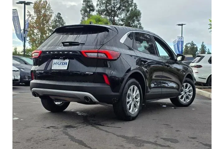 $17000 : Ford Escape 2023 AWD Active image 5