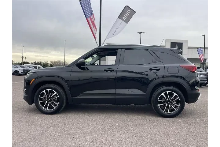 $20545 : Chevrolet Trailblazer 2024 L image 2