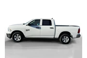 $26994 : Ram 1500 Classic 2023 4x4 SL thumbnail