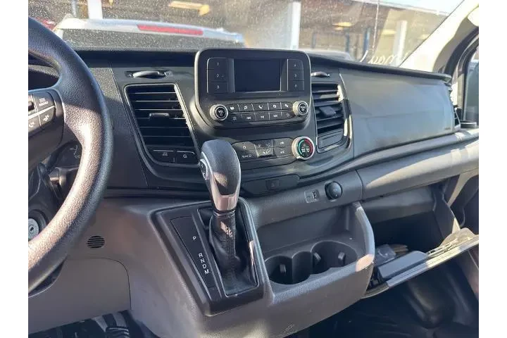 $31948 : Ford Transit 2024 250 3dr SW image 8